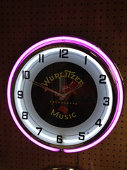 Wurlitzer 18" Neon Clock
